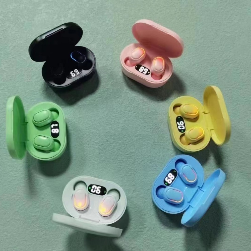 Fashion Wireless Earphones Transparent Charging Case